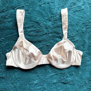 Vintage 90s Victoria’s Secret Second Skin Satin Bra 36A Pink Silky Smooth Retro